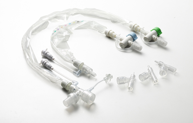 FREE TRACHEA Closed Suction Set